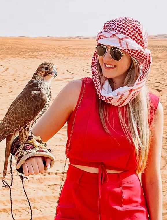 Jéssica no deserto de Dubai