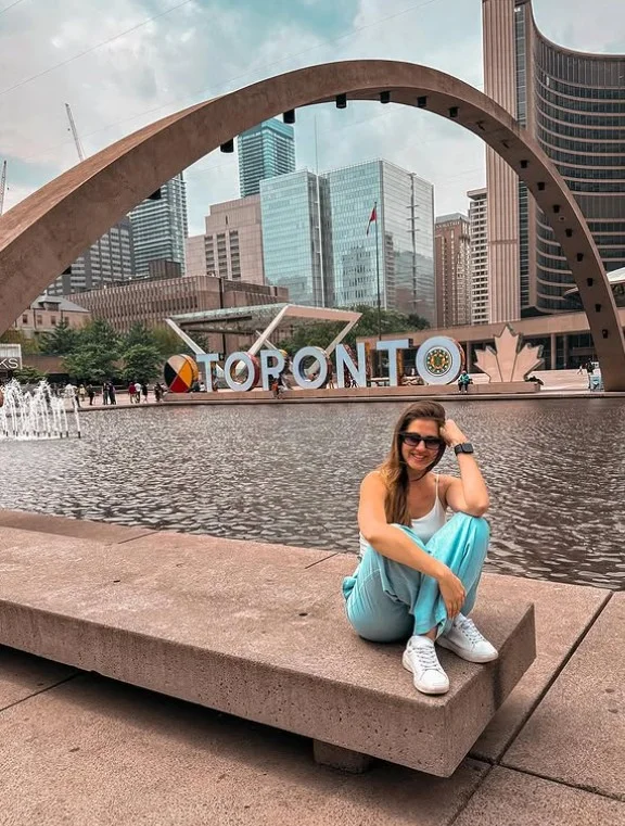 Jéssica em Toronto
